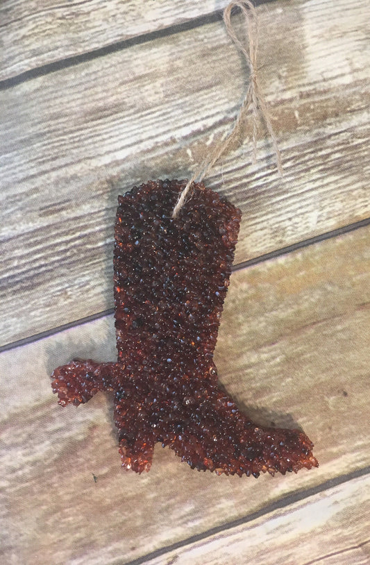 Boot with spur