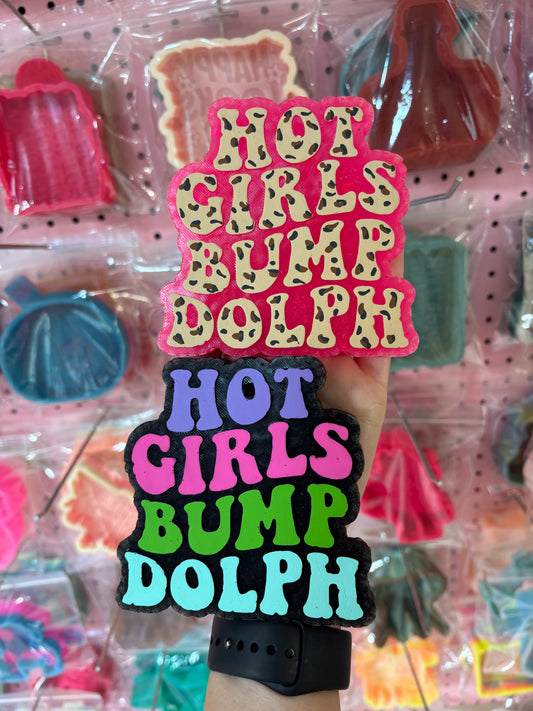 Hot Girls Bump Dolph Freshie